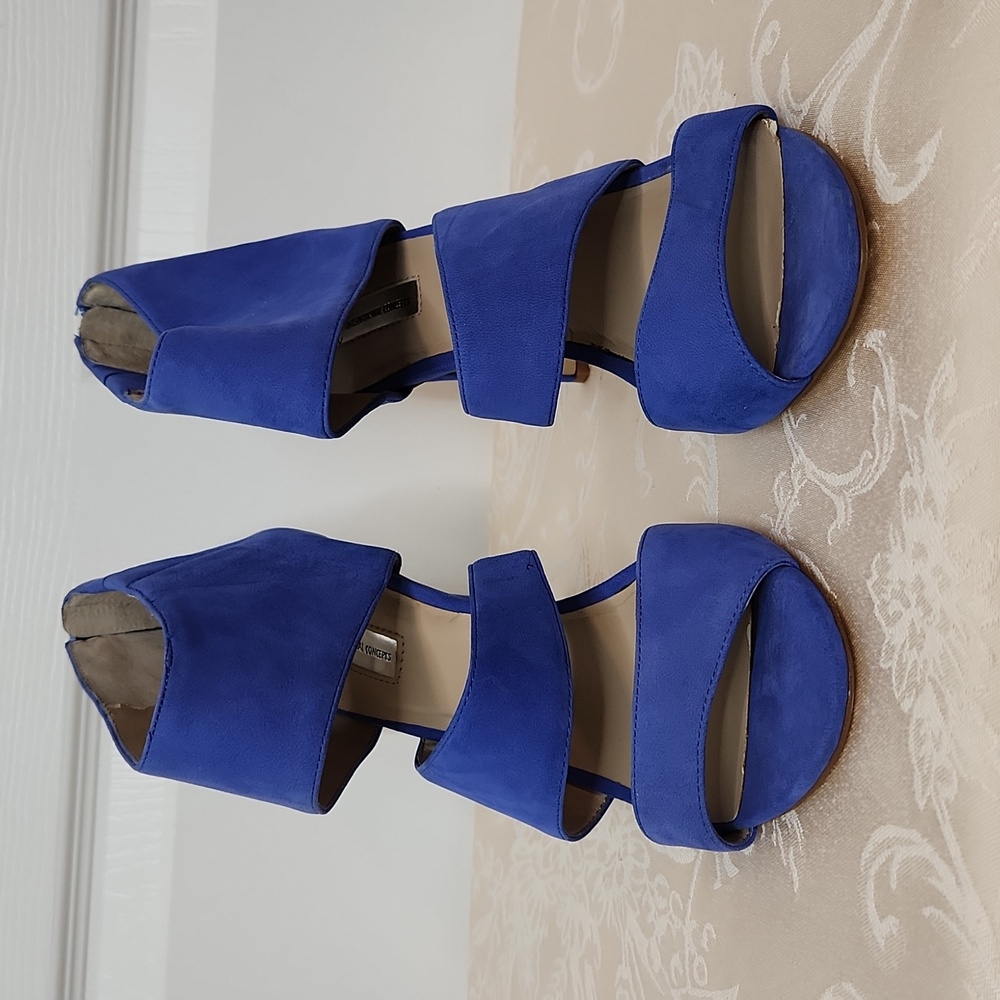 INC International Concepts bright cobalt blue stiletto statement heels size 9.5 - Picture 2 of 16